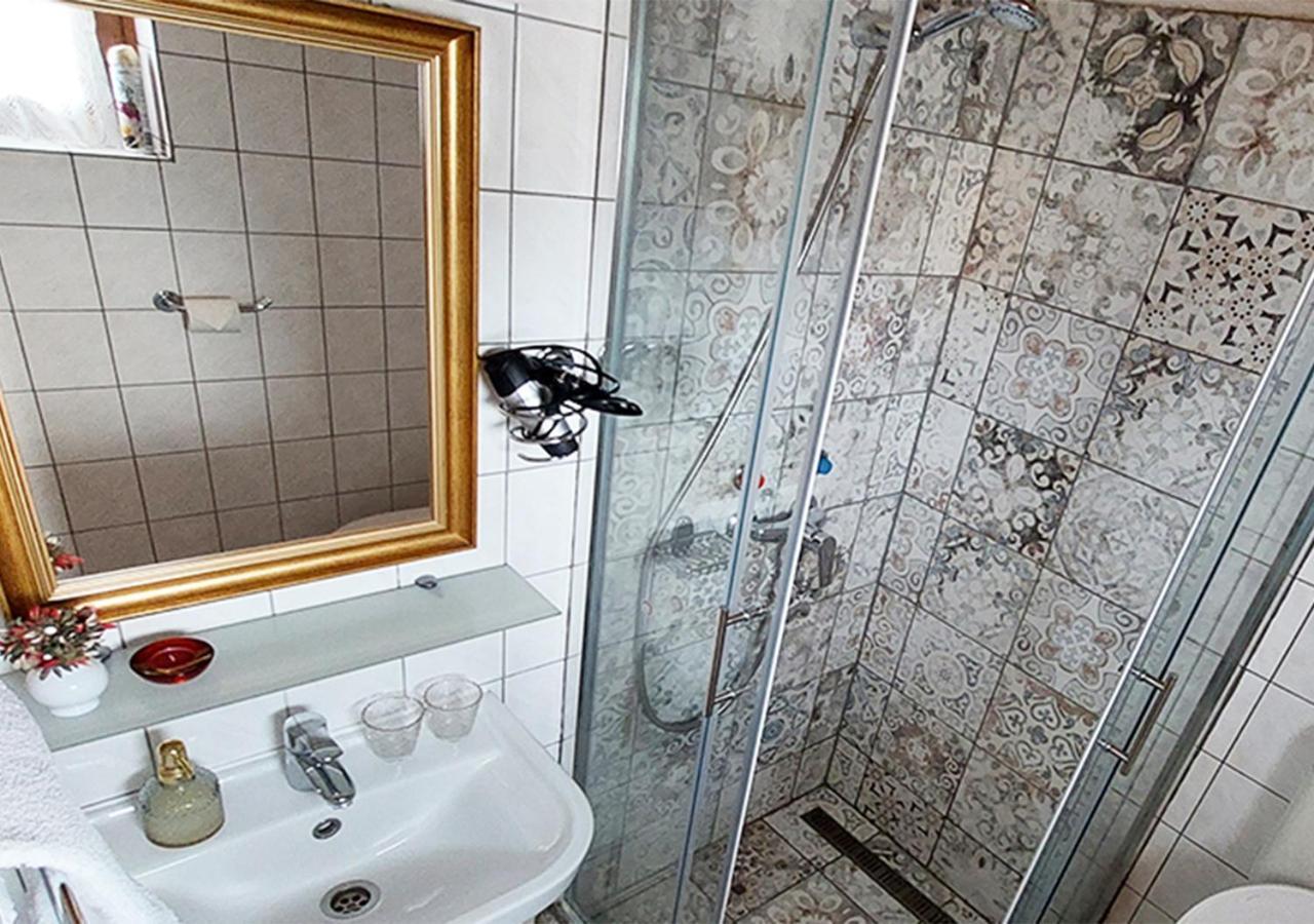 Rohonci Vendeghaz Hotel Koszeg Luaran gambar